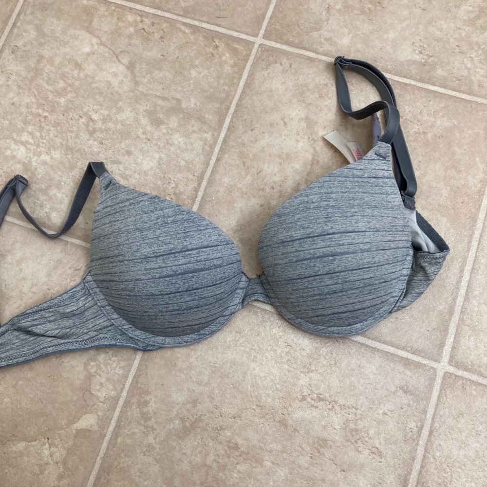 VS PINK Everywhere Bra